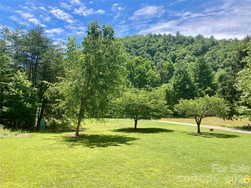 243 Riversound Village, Hayesville, NC 28904.  MLS# CAR4401377, YatesRealty ID 35422. 