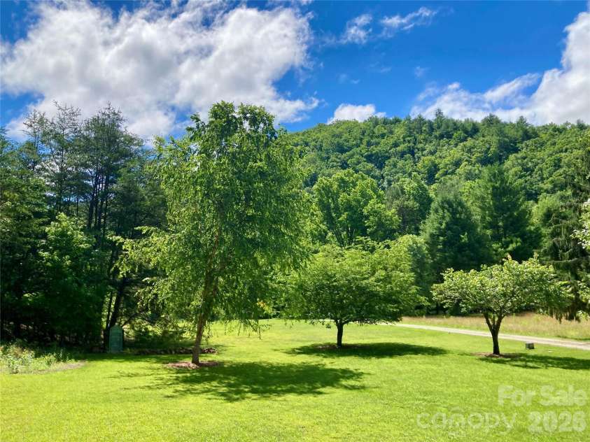 243 Riversound Village, Hayesville, NC 28904.  MLS# CAR4401377, YatesRealty ID 35422. 