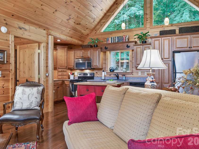 243 Riversound Village, Hayesville, NC 28904.  MLS# CAR4401377, YatesRealty ID 35422. 