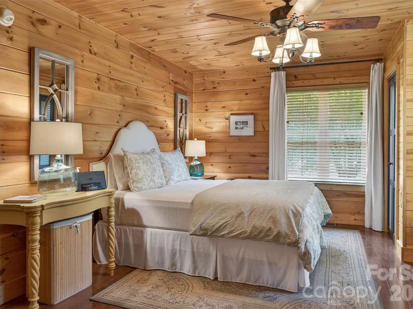 243 Riversound Village, Hayesville, NC 28904.  MLS# CAR4401377, YatesRealty ID 35422. 