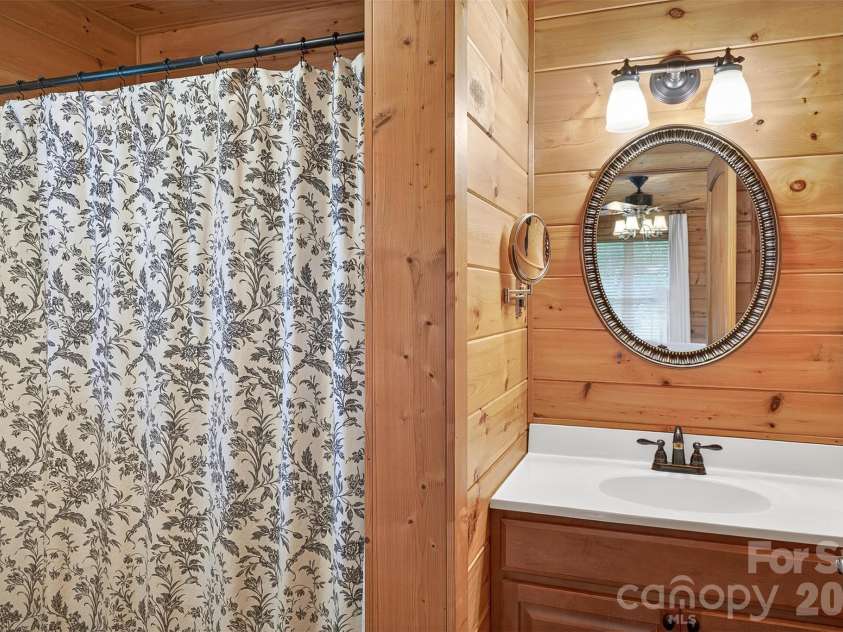 243 Riversound Village, Hayesville, NC 28904.  MLS# CAR4401377, YatesRealty ID 35422. 