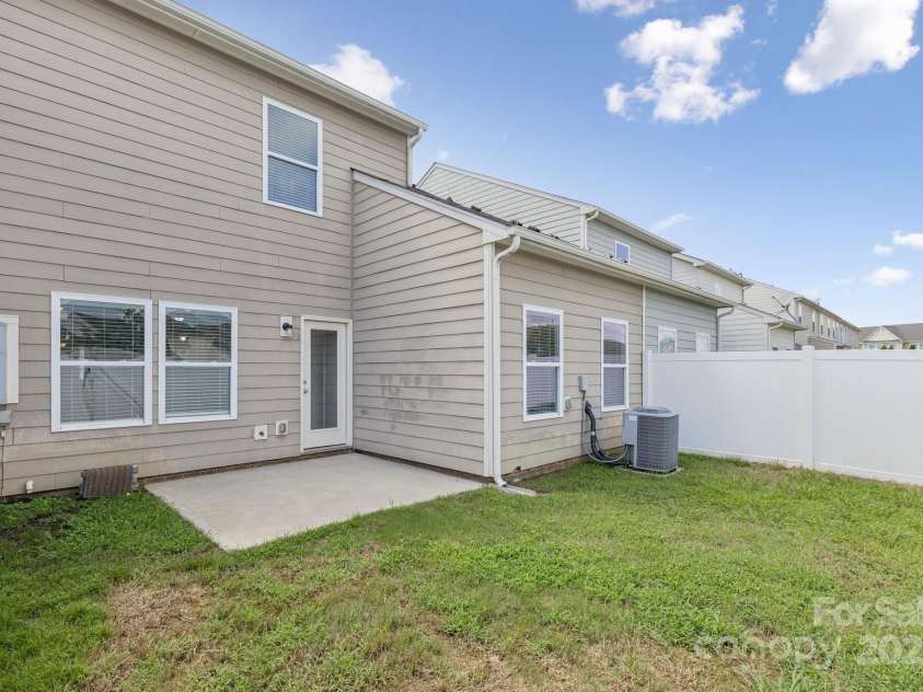 2822 Hopeton Court, Monroe, NC 28110.  MLS# CAR4285934, YatesRealty ID 35422. Large, grassy yard with privacy fence