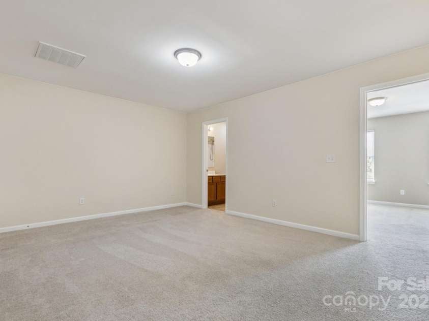 2822 Hopeton Court, Monroe, NC 28110.  MLS# CAR4285934, YatesRealty ID 35422. Upstairs loft