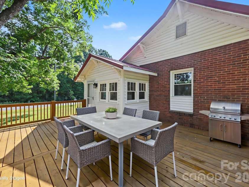 1675 Main Street, China Grove, NC 28023.  MLS# CAR4401097, YatesRealty ID 35425. 