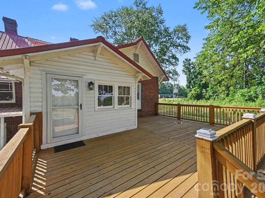 1675 Main Street, China Grove, NC 28023.  MLS# CAR4401097, YatesRealty ID 35425. 