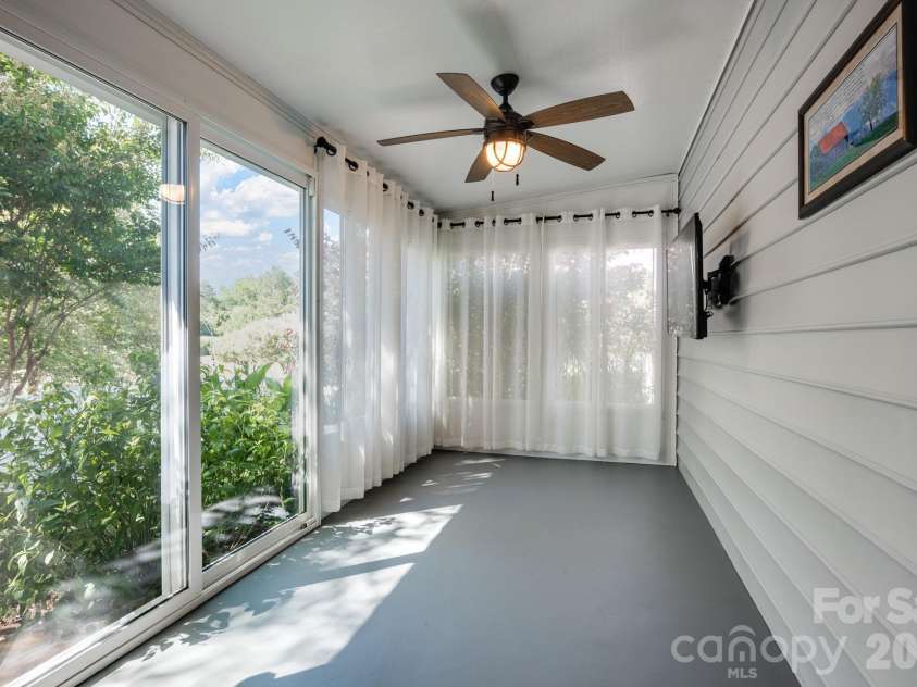 3127 Kelsey Plaza, Kannapolis, NC 28081.  MLS# CAR4397726, YatesRealty ID 35427. 
