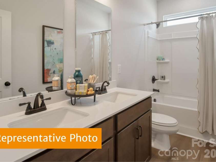 4203 Ruth Creek Court, Charlotte, NC 28216.  MLS# CAR4401382, YatesRealty ID 35428. 