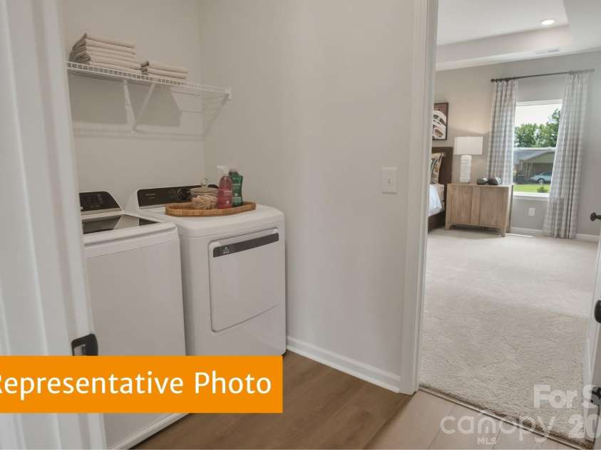 4203 Ruth Creek Court, Charlotte, NC 28216.  MLS# CAR4401382, YatesRealty ID 35428. 