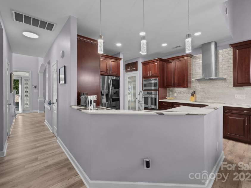 18405 Harborside Drive, Cornelius, NC 28031.  MLS# CAR4295512, YatesRealty ID 35429. 