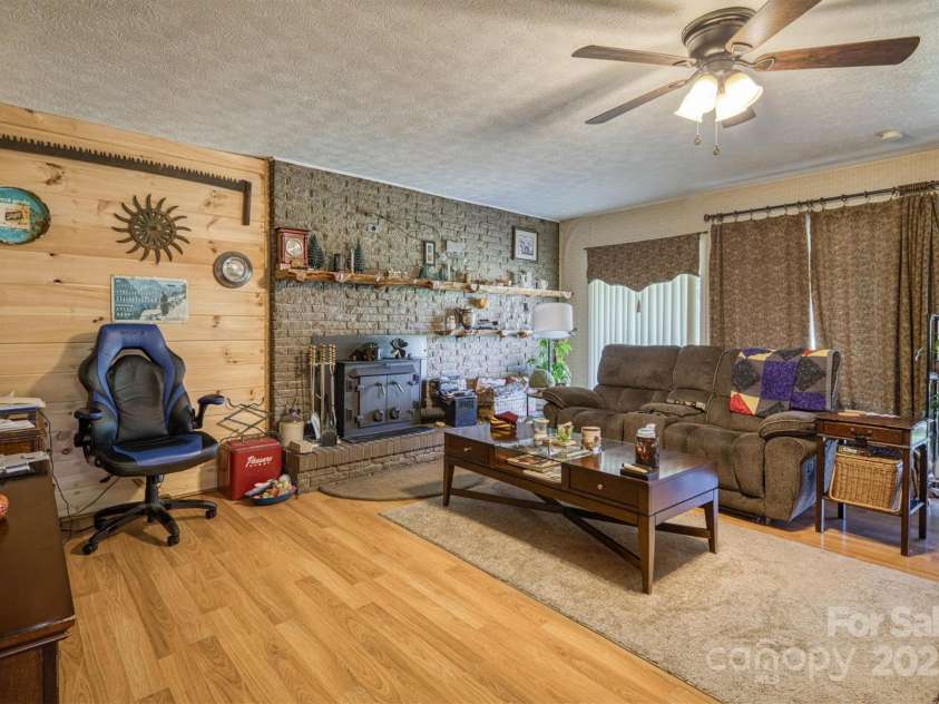 4620 Montclaire Avenue, Morganton, NC 28655.  MLS# CAR4287148, YatesRealty ID 35430. 