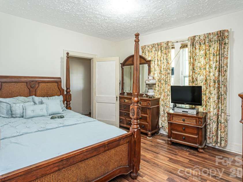 1214 NC 24 And 50 Highway, Warsaw, NC 28398.  MLS# CAR4400592, YatesRealty ID 35432. Bedroom 2