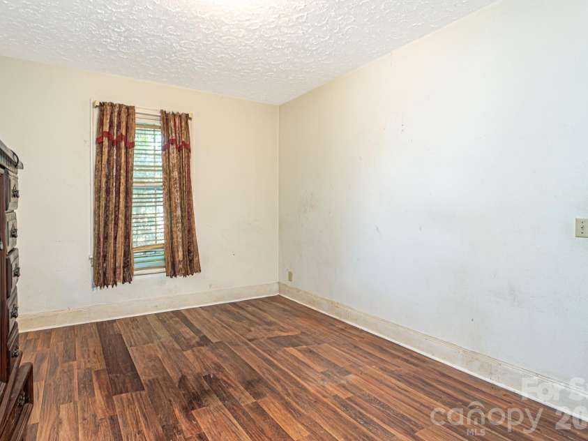 1214 NC 24 And 50 Highway, Warsaw, NC 28398.  MLS# CAR4400592, YatesRealty ID 35432. Bedroom 2