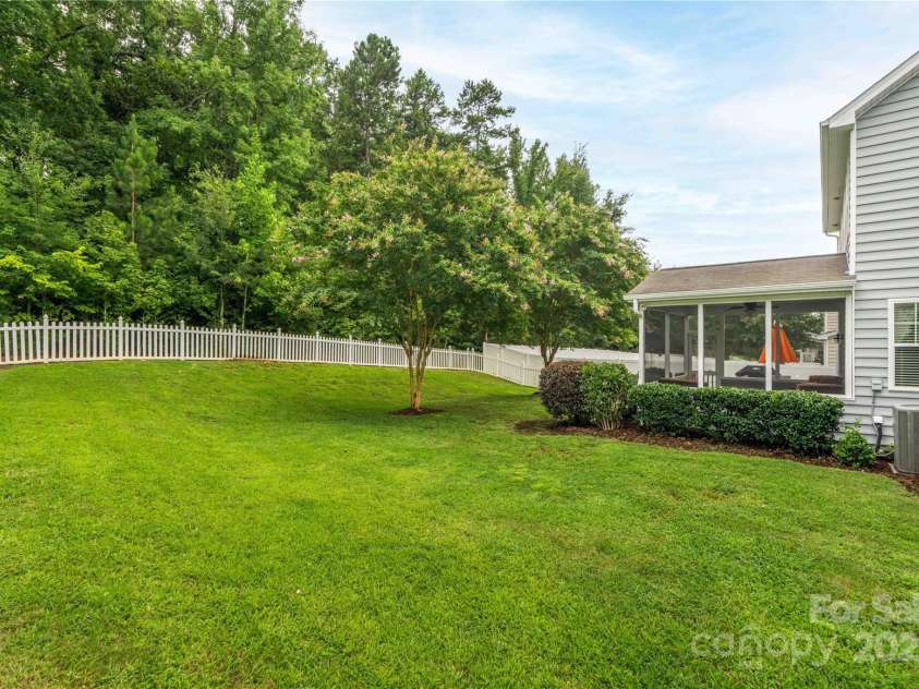 12920 Heath Grove Drive, Huntersville, NC 28078.  MLS# CAR4291511, YatesRealty ID 35432. 