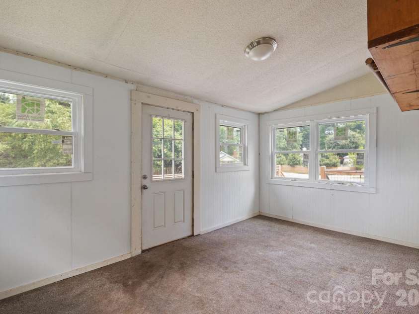 1434 Main Street, Waynesville, NC 28786.  MLS# CAR4400055, YatesRealty ID 35433. 