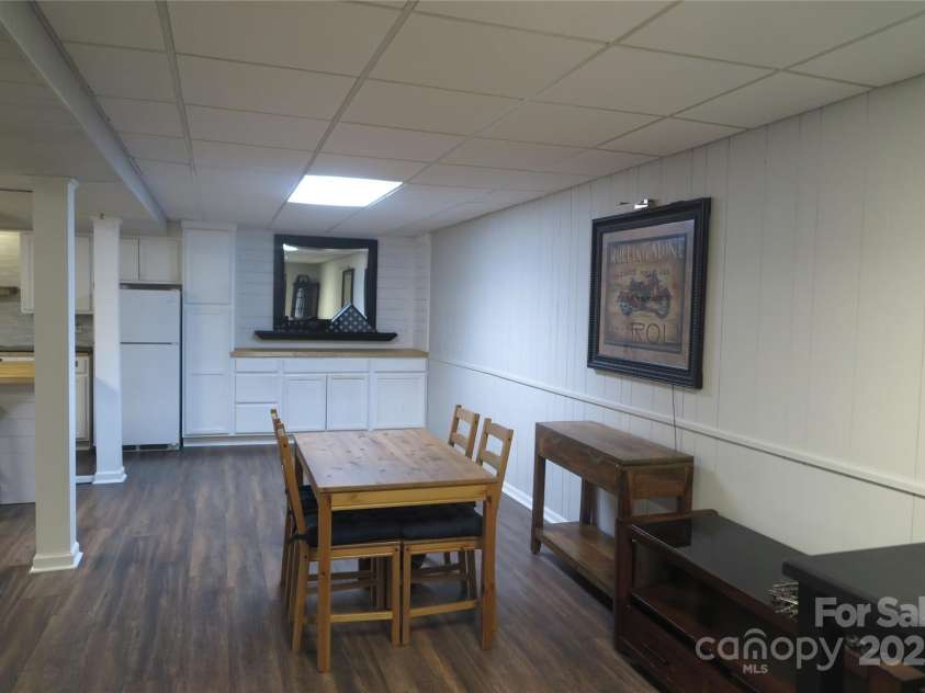 4022 Lynn Circle, Shelby, NC 28152.  MLS# CAR4333272, YatesRealty ID 35436. 