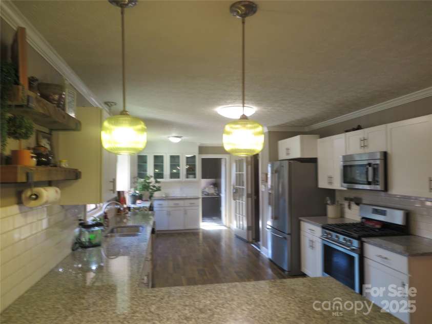 4022 Lynn Circle, Shelby, NC 28152.  MLS# CAR4333272, YatesRealty ID 35436. 