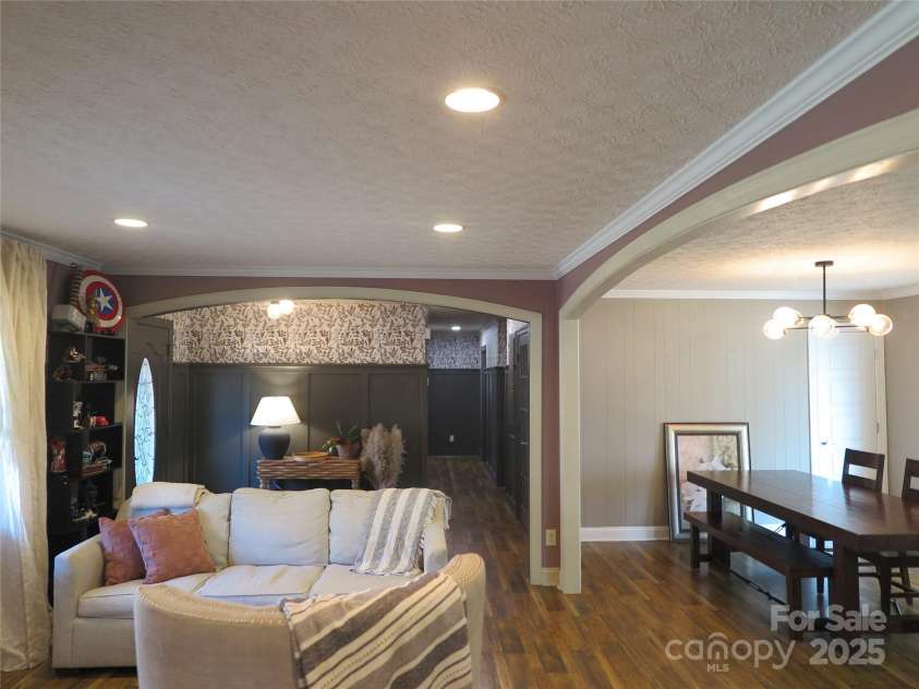 4022 Lynn Circle, Shelby, NC 28152.  MLS# CAR4333272, YatesRealty ID 35436. 