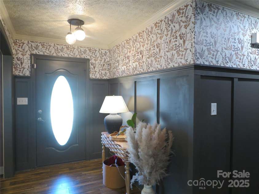 4022 Lynn Circle, Shelby, NC 28152.  MLS# CAR4333272, YatesRealty ID 35436. 