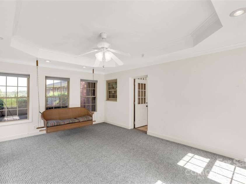 2411 Sandlewood Drive, Gastonia, NC 28054.  MLS# CAR4296248, YatesRealty ID 35438. Sun Room