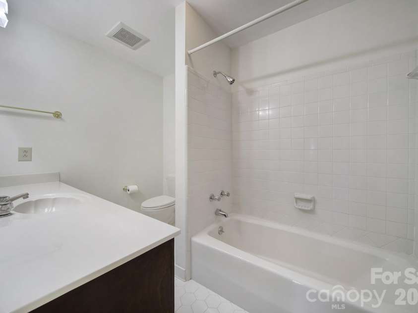 8927 Scarsdale Drive, Mint Hill, NC 28227.  MLS# CAR4365248, YatesRealty ID 35438. Secondary Bathroom