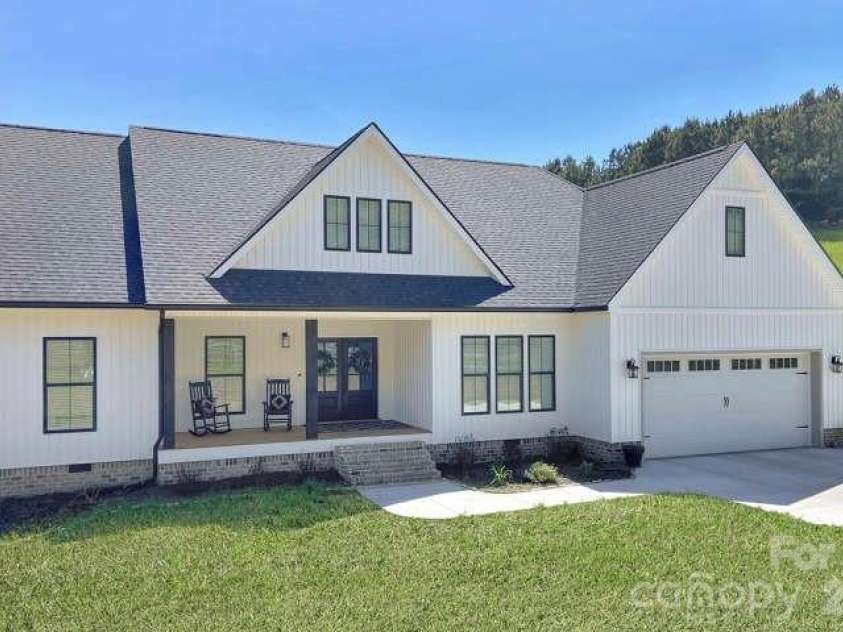 1188 Cobblestone Drive, Salisbury, NC 28147.  MLS# CAR4355146, YatesRealty ID 3544. 