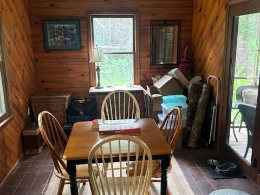 2491 Watts Street, Morganton, NC 28655.  MLS# CAR4287474, YatesRealty ID 3544. Family Room