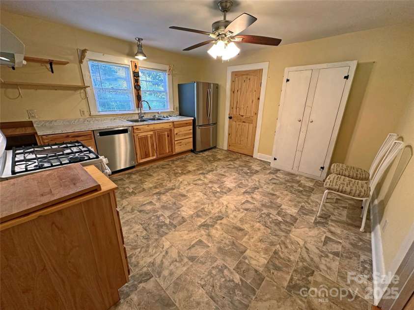 2131 Nc 10 Highway, Conover, NC 28613.  MLS# CAR4267448, YatesRealty ID 35440. Kitchen in Main House