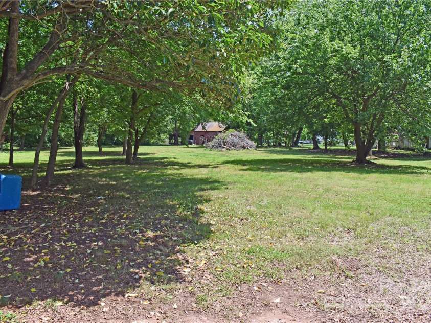 2131 Nc 10 Highway, Conover, NC 28613.  MLS# CAR4267448, YatesRealty ID 35440. Large yard