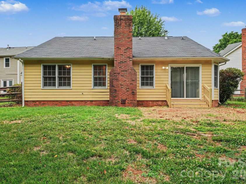 4106 Woodbury Terrace, Concord, NC 28027.  MLS# CAR4396454, YatesRealty ID 35440. 