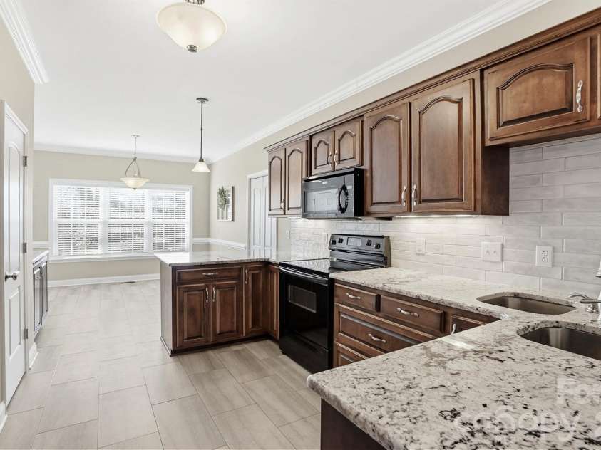 524 Lawyers Road, Indian Trail, NC 28079.  MLS# CAR4326347, YatesRealty ID 35442. Custom Chef's Kitchen