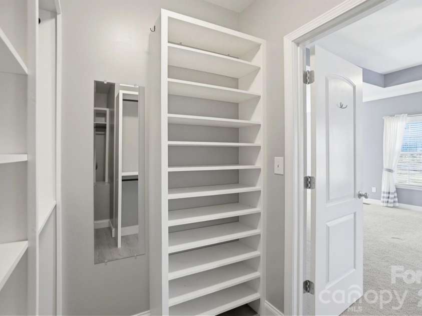 524 Lawyers Road, Indian Trail, NC 28079.  MLS# CAR4326347, YatesRealty ID 35442. Custom Closet System
