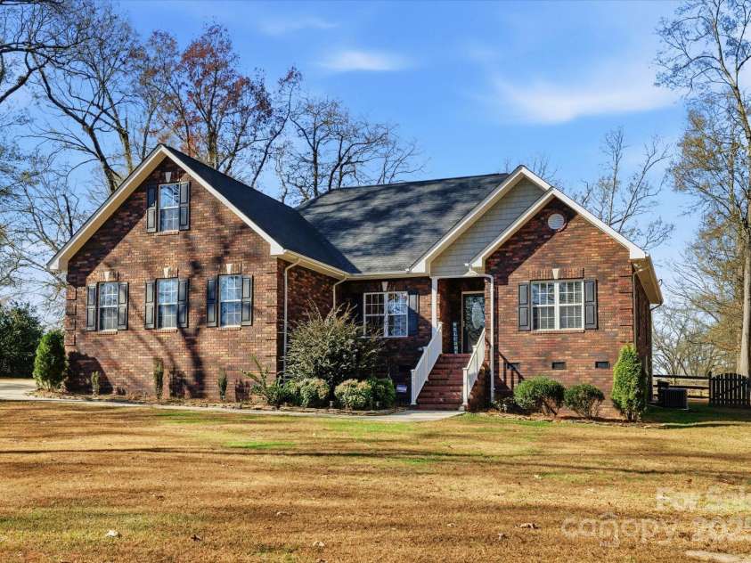 524 Lawyers Road, Indian Trail, NC 28079.  MLS# CAR4326347, YatesRealty ID 35442.  Full Brick Home