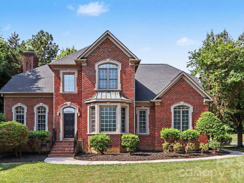 18611 Reflection Rock Court, Davidson, NC 28036.  MLS# CAR4383453, YatesRealty ID 35443. 