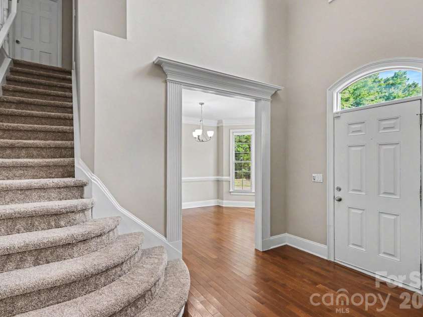 18611 Reflection Rock Court, Davidson, NC 28036.  MLS# CAR4383453, YatesRealty ID 35443. 