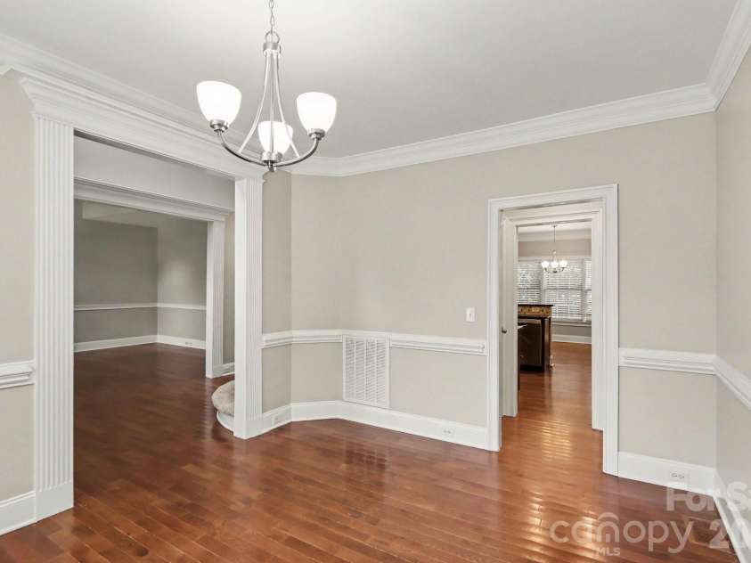 18611 Reflection Rock Court, Davidson, NC 28036.  MLS# CAR4383453, YatesRealty ID 35443. 