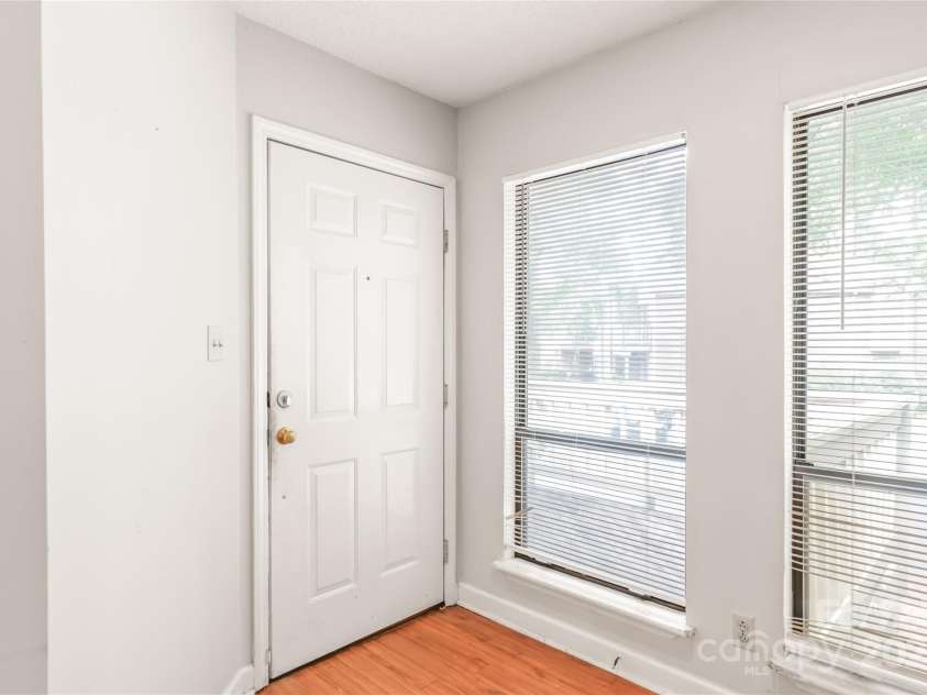 1612 Sharon Road, Charlotte, NC 28210.  MLS# CAR4292950, YatesRealty ID 35444. 