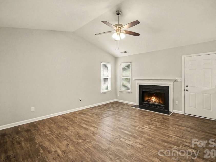 2732 Black Walnut Lane, Charlotte, NC 28262.  MLS# CAR4398539, YatesRealty ID 35444. 