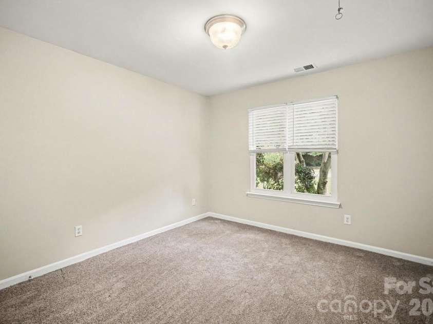 2732 Black Walnut Lane, Charlotte, NC 28262.  MLS# CAR4398539, YatesRealty ID 35444. 