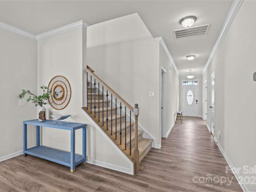 17034 Carolina Pine Row, Charlotte, NC 28278.  MLS# CAR4295905, YatesRealty ID 35447. 