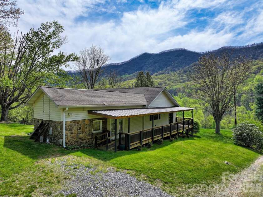 1567 Newfound Road, Leicester, NC 28748.  MLS# CAR4214973, YatesRealty ID 35448. 