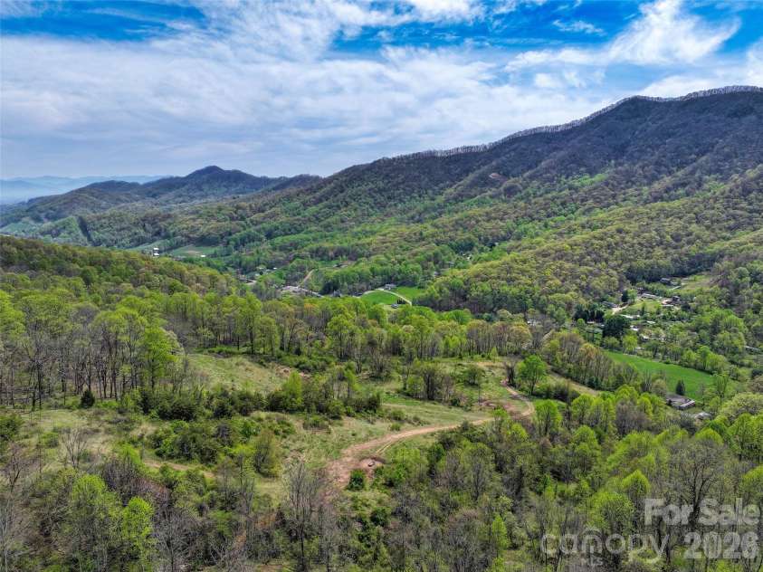 1567 Newfound Road, Leicester, NC 28748.  MLS# CAR4214973, YatesRealty ID 35448. 