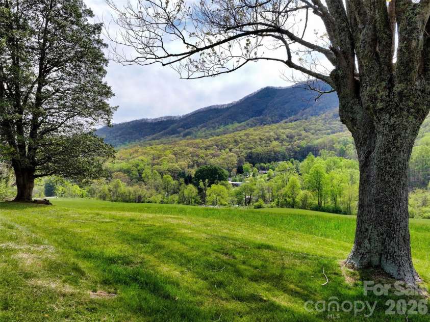 1567 Newfound Road, Leicester, NC 28748.  MLS# CAR4214973, YatesRealty ID 35448. 