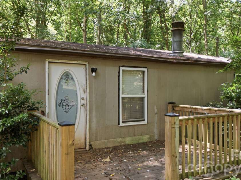 7826 Hickory Creek Drive, Denver, NC 28037.  MLS# CAR4400507, YatesRealty ID 35449. 