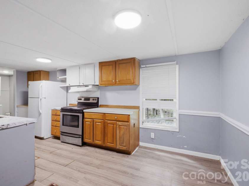 7826 Hickory Creek Drive, Denver, NC 28037.  MLS# CAR4400507, YatesRealty ID 35449. 