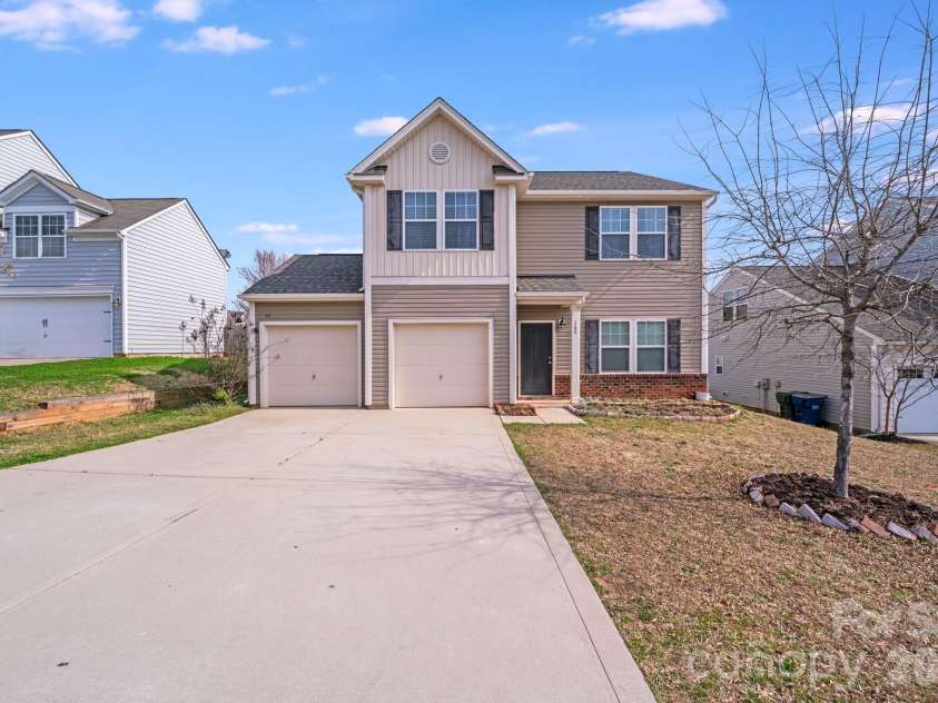 105 Abel Peterson Drive, Mount Holly, NC 28120.  MLS# CAR4232384, YatesRealty ID 3545. 
