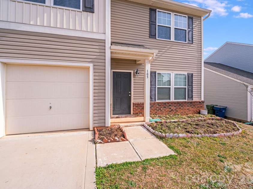 105 Abel Peterson Drive, Mount Holly, NC 28120.  MLS# CAR4232384, YatesRealty ID 3545. 