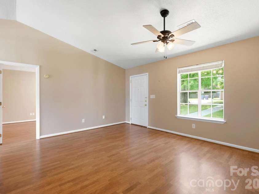 2101 Palm Lane, Belmont, NC 28012.  MLS# CAR4400010, YatesRealty ID 35450. 