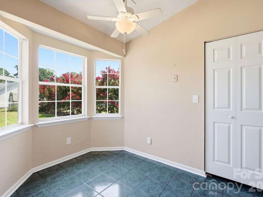 2101 Palm Lane, Belmont, NC 28012.  MLS# CAR4400010, YatesRealty ID 35450. 