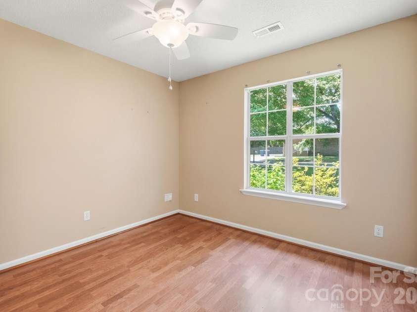2101 Palm Lane, Belmont, NC 28012.  MLS# CAR4400010, YatesRealty ID 35450. 
