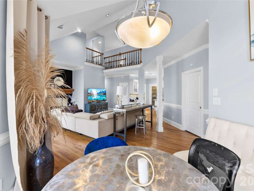 16300 Autumn Creek Court, Charlotte, NC 28278.  MLS# CAR4331856, YatesRealty ID 35451. 